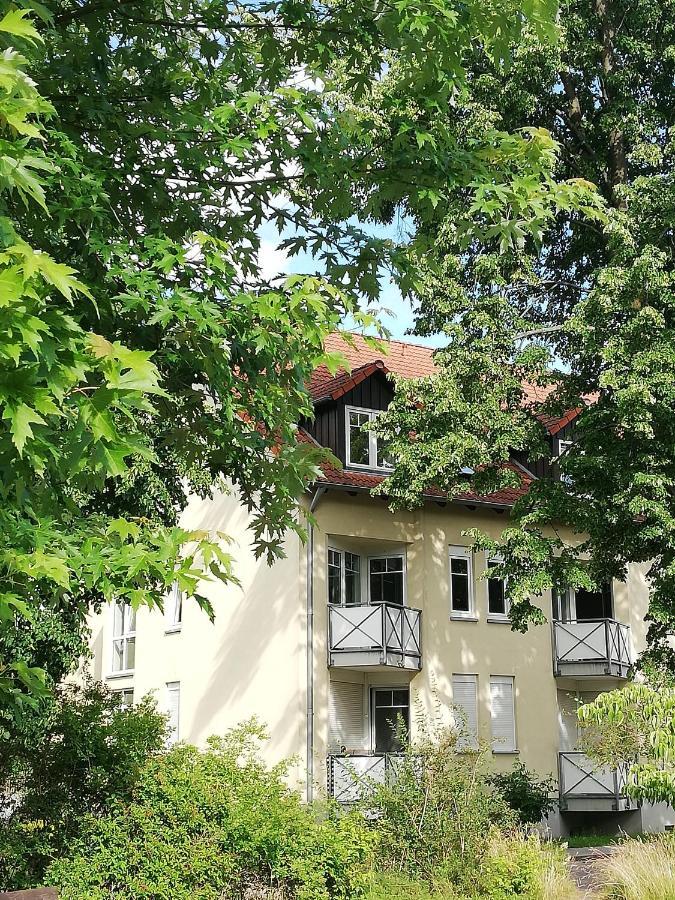 Ferienwohnung Am Kurpark Bad Klosterlausnitz Bagian luar foto